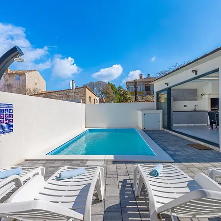 Casa De Rulo * Šišan