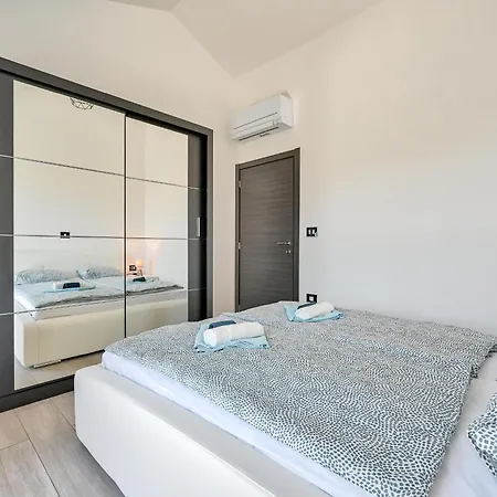 Casa De Rulo Šišan